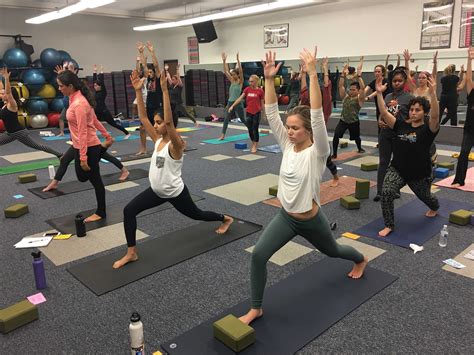 Hot Yoga University Reviews: Where Flexibility Meets Academic Rigor